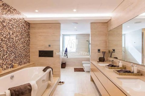 Vilë në Mohammed Bin Rashid City, Dubai, Emiratet e Bashkuara Arabe 5 dhoma gjumi, 467 m2. № 592783 - Foto 10