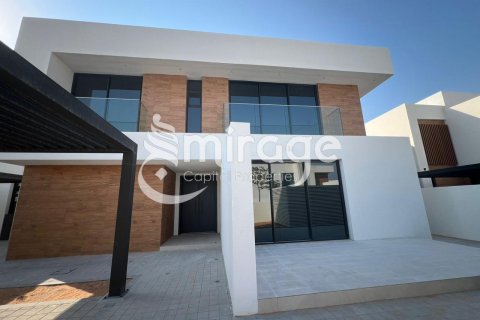 Vilë në Saadiyat Island, Abu Dhabi, Emiratet e Bashkuara Arabe 5 dhoma gjumi, 816 m2. № 597278 - Foto 1