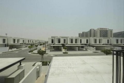 Townhouse in Al Furjan, Dubai, UAE 3 bedrooms, 263.5 sq.m. № 544290 - photo 11
