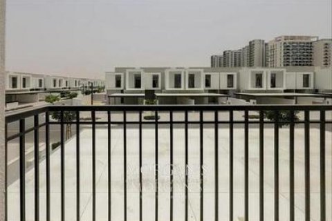 Townhouse in Al Furjan, Dubai, UAE 3 bedrooms, 263.5 sq.m. № 544290 - photo 13
