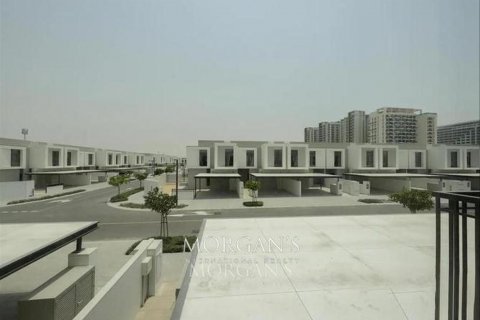 Townhouse in Al Furjan, Dubai, UAE 3 bedrooms, 263.5 sq.m. № 544290 - photo 35