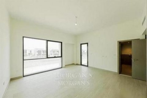 Townhouse in Al Furjan, Dubai, UAE 3 bedrooms, 263.5 sq.m. № 544290 - photo 6