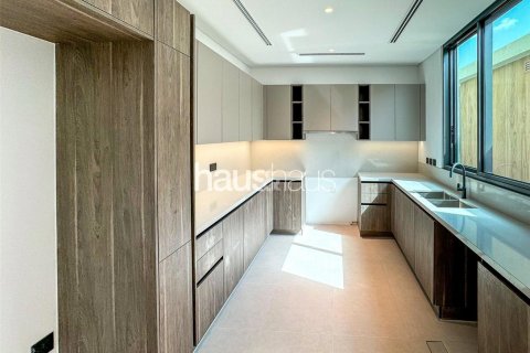 Vilë në Tilal Al Ghaf, Dubai, Emiratet e Bashkuara Arabe 5 dhoma gjumi, 518 m2. № 626544 - Foto 7
