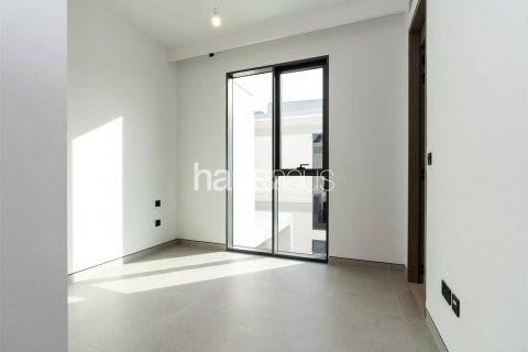 Vilë në Tilal Al Ghaf, Dubai, Emiratet e Bashkuara Arabe 5 dhoma gjumi, 518 m2. № 626544 - Foto 9