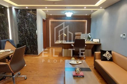 Factory in Dubai, UAE 8406 sq.m. № 623568 - photo 21