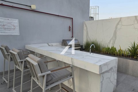 Apartment in Jumeirah Village Circle, Dubai, UAE 1 room, 39.5 sq.m. № 623803 - photo 8