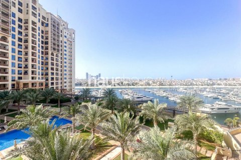Apartmen di Palm Jumeirah, Dubai, UAE 2 bilik tidur, 180 meter persegi № 625800 - foto 1