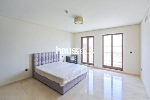 Villa in Palm Jumeirah, Dubai, UAE 5 bedrooms, 1292 sq.m. № 625805 - photo 11