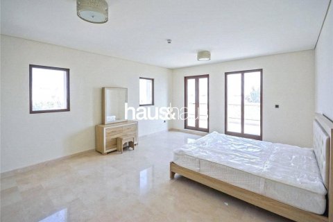 Villa in Palm Jumeirah, Dubai, UAE 5 bedrooms, 1292 sq.m. № 625805 - photo 13