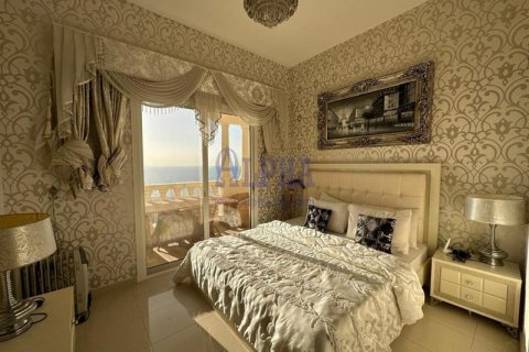 Apartment in Al Hamra Village, Ras Al Khaimah, UAE 2 bedrooms, 115.6 sq.m. № 633215 - photo 8