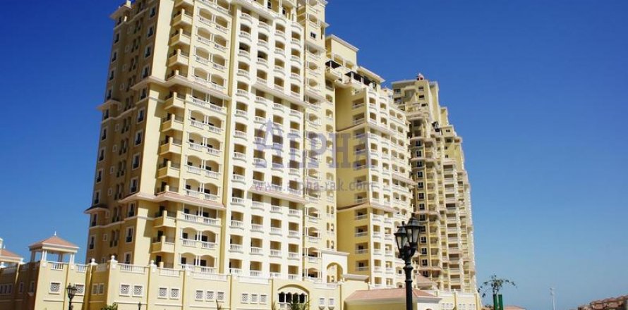 Apartment in Al Hamra Village, Ras Al Khaimah, UAE 2 bedrooms, 115.6 sq.m. № 633215
