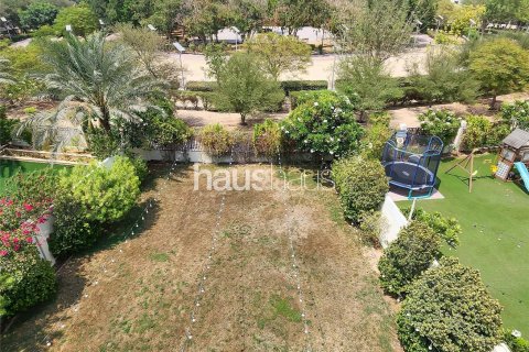 Villa te huur in Jumeirah Village Circle, Dubai, VAE 4 slaapkamers, 570 vr.m., nr 627108 - foto 2