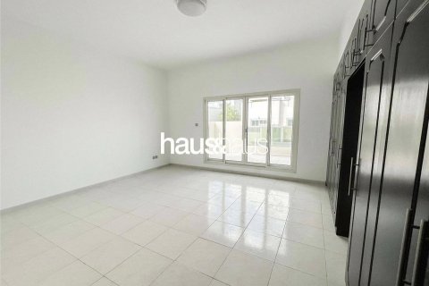 Villa te huur in Jumeirah Village Circle, Dubai, VAE 4 slaapkamers, 570 vr.m., nr 627108 - foto 11