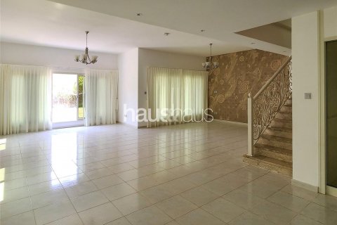 Villa te huur in Jumeirah Village Circle, Dubai, VAE 4 slaapkamers, 570 vr.m., nr 627108 - foto 6