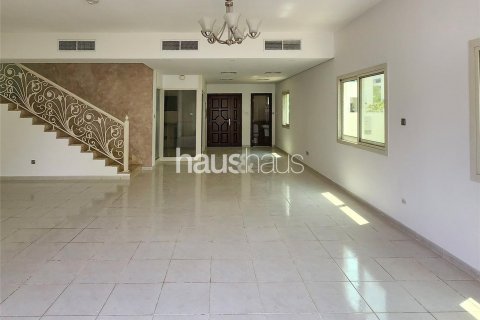Villa te huur in Jumeirah Village Circle, Dubai, VAE 4 slaapkamers, 570 vr.m., nr 627108 - foto 5