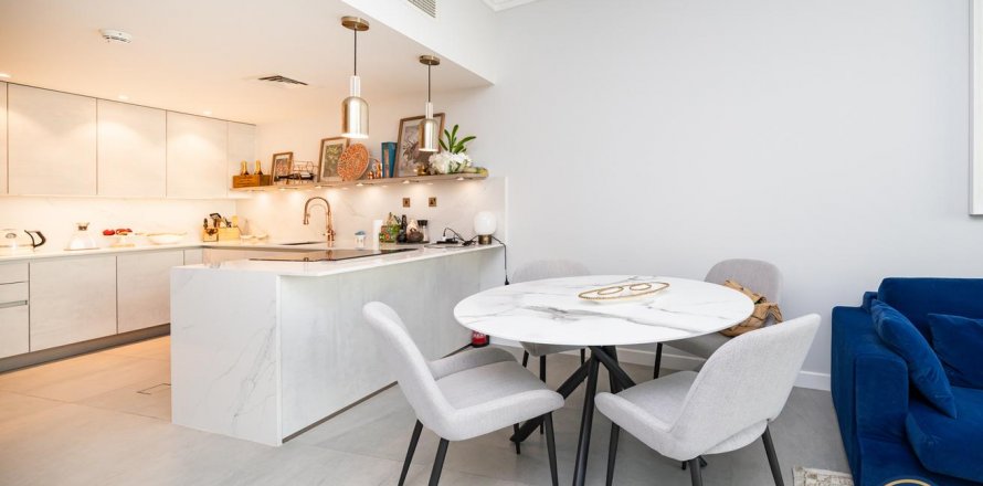 Byt v Jumeirah Beach Residence, Dubai, SAE 1 ložnice, 100 m² Č.: 627385