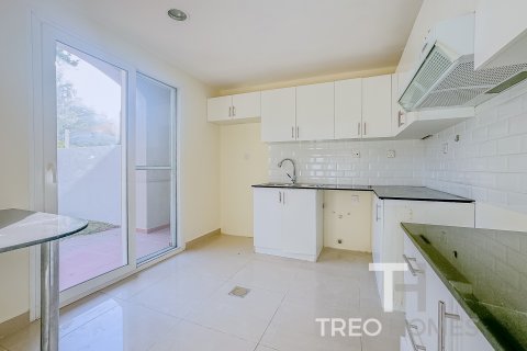 Vila v The Springs, Dubai, SAE 3 spálne, 228 m2 č. 597638 - Fotografia 5