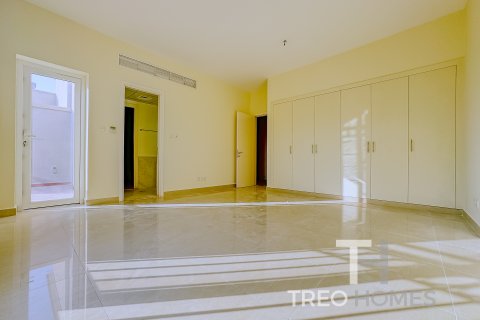 Vila v The Springs, Dubai, SAE 3 spálne, 228 m2 č. 597638 - Fotografia 9