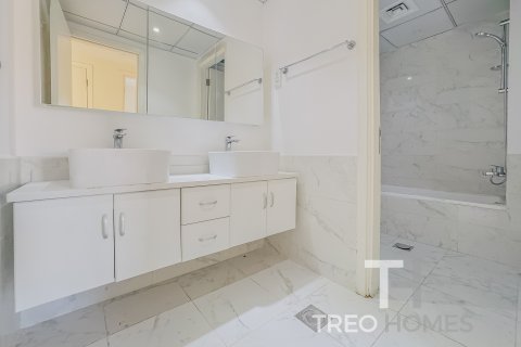 Vila v The Springs, Dubai, SAE 3 spálne, 228 m2 č. 597638 - Fotografia 13