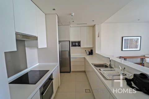 Apartment in The Hills, Dubai, UAE 2 bedrooms, 165 sq.m. № 597580 - photo 4