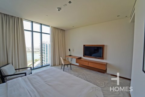 Apartment in The Hills, Dubai, UAE 2 bedrooms, 165 sq.m. № 597580 - photo 8