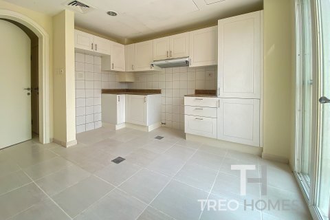 Vilë në The Springs, Dubai, Emiratet e Bashkuara Arabe 3 dhoma gjumi, 209 m2. № 597637 - Foto 4