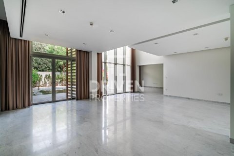 Vila di Mohammed Bin Rashid City, Dubai, UEA 4 kamar tidur, 726 m2 nomor 603540 - foto 6