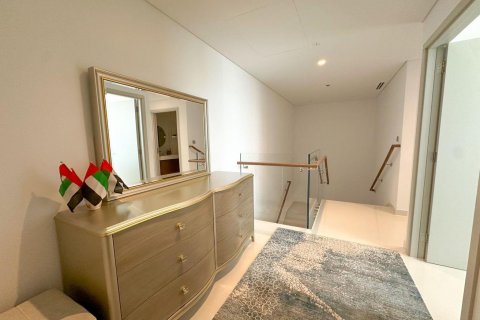 Apartament në Dubai Harbour, Dubai, Emiratet e Bashkuara Arabe 4 dhoma gjumi, 236 m2. № 619763 - Foto 16