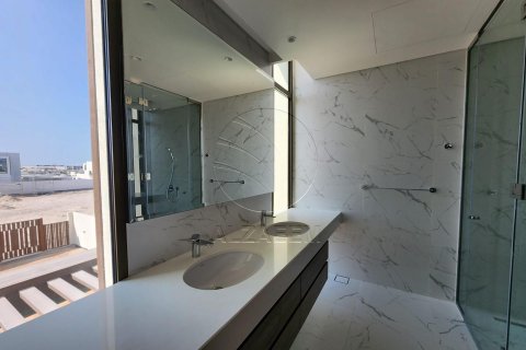 Vila v Abu Dhabi, SAE 4 ložnice, 846 m² Č.: 615600 - fotografie 17