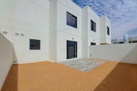Yas Island、Abu Dhabi、UAE にあるタウンハウスの賃貸物件 2ベッドルーム、124 m2、No615508 - 写真 2