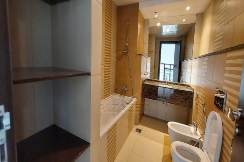 Villa in Al Maqtaa, Abu Dhabi, UAE 5 bedrooms, 660 sq.m. № 615599 - photo 19