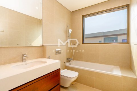 Vila v Abu Dhabi, SAE 5 ložnice, 1355.9 m² Č.: 561694 - fotografie 18