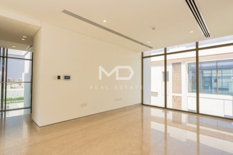 Vila v Abu Dhabi, SAE 5 ložnice, 1355.9 m² Č.: 561694 - fotografie 5