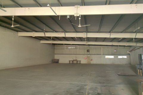 Gudang di Al Quoz, Dubai, UAE 873.3 meter persegi № 624248 - foto 11