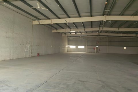 Gudang di Al Quoz, Dubai, UAE 873.3 meter persegi № 624248 - foto 2