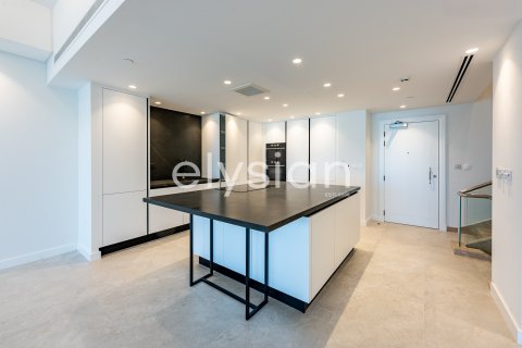 טאונהאוס למכירה ב Palm Jumeirah, Dubai, איחוד האמירויות  3 חדרי שינה, 380 מ"ר, מספר 600253 - תמונה 7