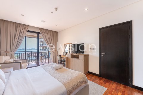 Appartamento in vendita a Palm Jumeirah, Dubai, EAU 1 camera da letto, 108 mq. № 600270 - foto 11