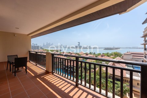 Appartamento in vendita a Palm Jumeirah, Dubai, EAU 1 camera da letto, 108 mq. № 600270 - foto 2
