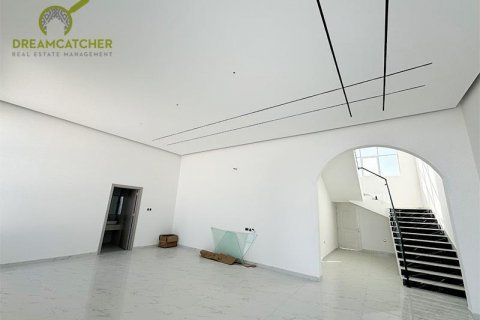 Vila v Al Qusaidat, Ras Al Khaimah, SAE 5 ložnice, 650.3 m² Č.: 588446 - fotografie 8