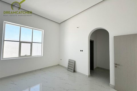 Vila v Al Qusaidat, Ras Al Khaimah, SAE 5 ložnice, 650.3 m² Č.: 588446 - fotografie 11