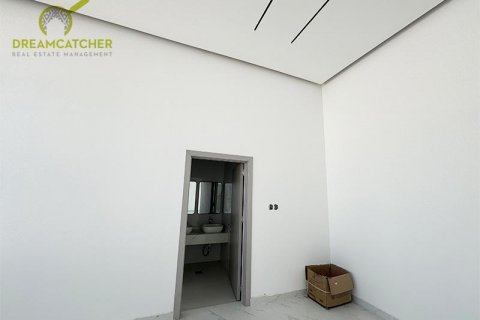 Vila v Al Qusaidat, Ras Al Khaimah, SAE 5 ložnice, 650.3 m² Č.: 588446 - fotografie 9