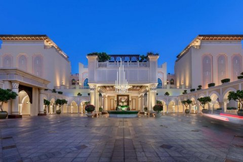 Apartment in Al Maqtaa, Abu Dhabi, UAE 2 bedrooms, 120.8 sq.m. № 577764 - photo 1