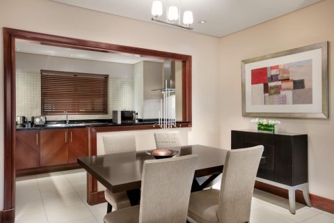 Apartment in Al Maqtaa, Abu Dhabi, UAE 1 bedroom, 97.5 sq.m. № 577765 - photo 5