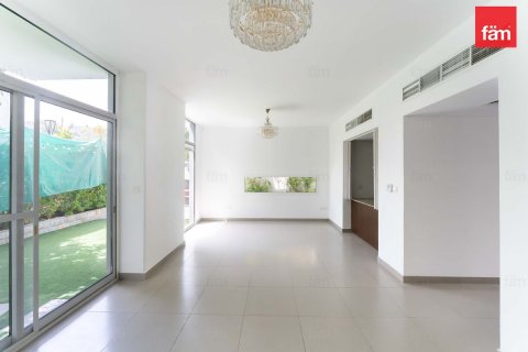 Řadový dům v Dubai, SAE 3 ložnice, 287.6 m² Č.: 591109 - fotografie 8