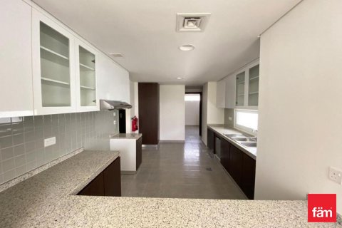 Řadový dům v Dubai, SAE 3 ložnice, 287.6 m² Č.: 591109 - fotografie 6