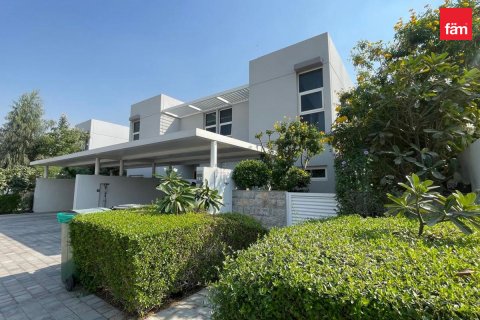 Řadový dům v Dubai, SAE 3 ložnice, 287.6 m² Č.: 591109 - fotografie 16