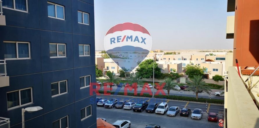 阿联酋 Abu Dhabi Al Reef 公寓  3 卧, 145.9 平方米 , 编号 580474