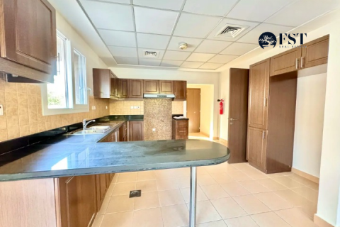 Villa in Dubai Silicon Oasis, UAE 5 bedrooms, 509.5 sq.m. № 577599 - photo 4