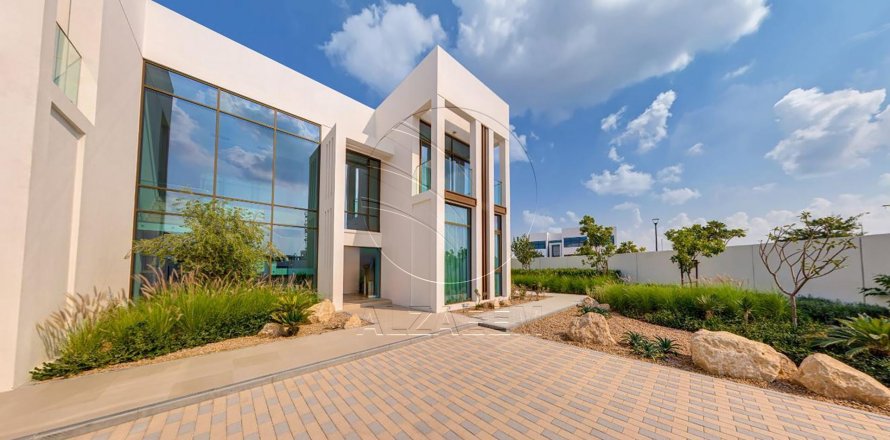 Villa em Abu Dhabi, EAU 5 quartos, 945 m2 № 615903
