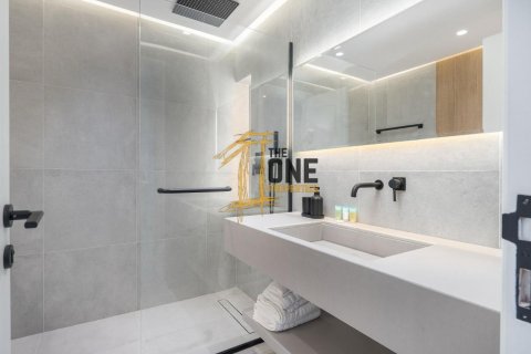 Apartment in Al Hamra Village, Ras Al Khaimah, UAE 1 bedroom, 60.4 sq.m. № 579871 - photo 10